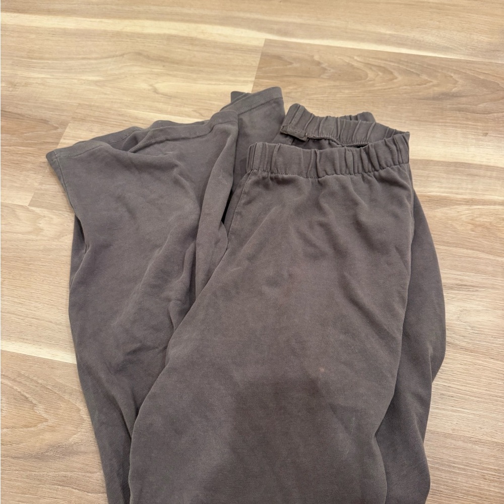 Brandy Melville gray sweatpants